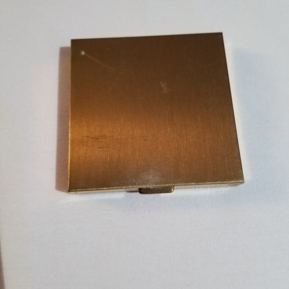 Vintage Volupte compact - Picture 2 of 7